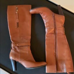 Fantastic Tan Leather boots
